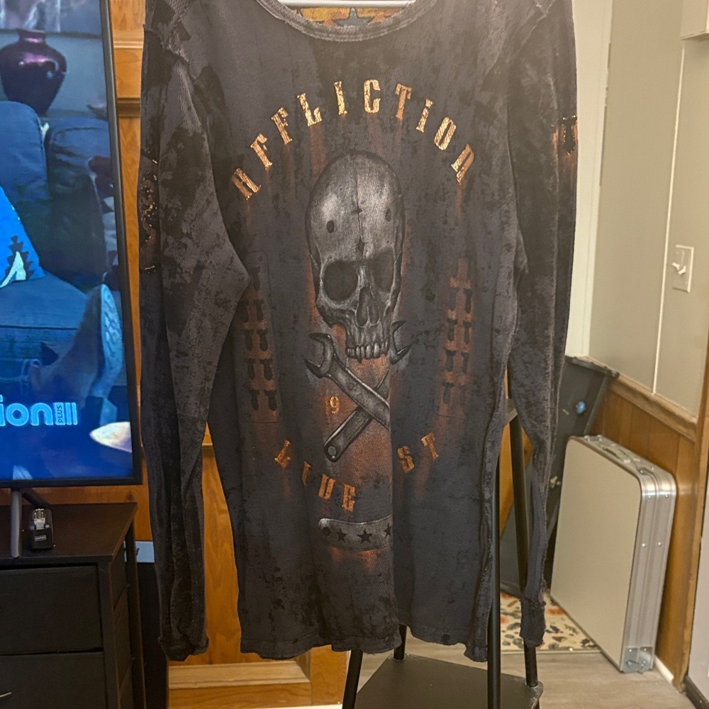 Affliction Black and Brown Skull Long Sleeve Tee Reversible new without tags